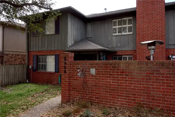 2905 Broadmoor Drive, Bryan, TX 77802