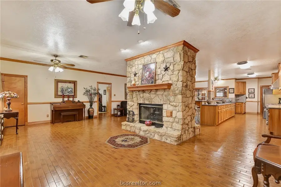 9310 S Business 6, Navasota, TX 77868 - #2