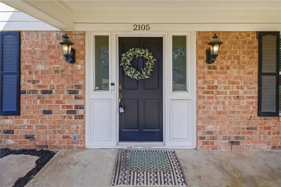 2105 Briar Oaks Drive, Bryan, TX 77802 - #2