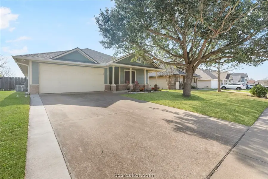 1702 Kingsgate Drive, Bryan, TX 77807 - #2