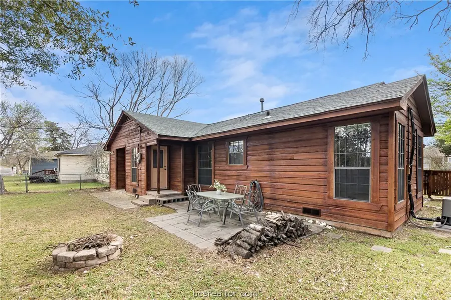 806 Enfield Street, Bryan, TX 77802 - #3