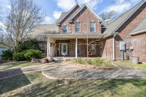 12 Ravens Nest, Bryan, TX 77808