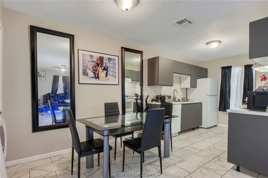 2361/2363 N Earl Rudder, Bryan, TX 77803 - #3