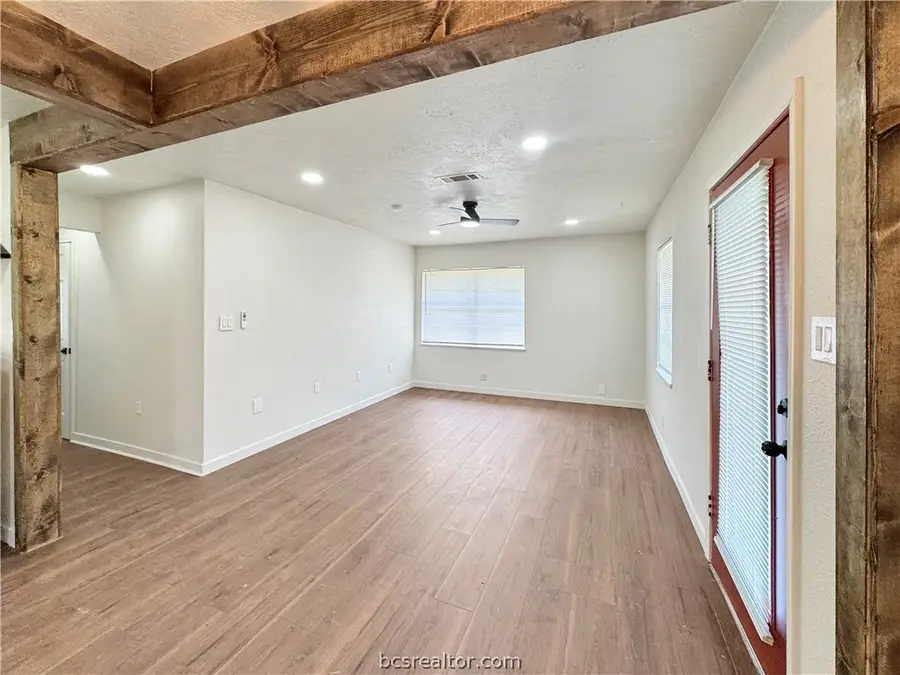 603 W Evans Street, Hearne, TX 77859 - #2