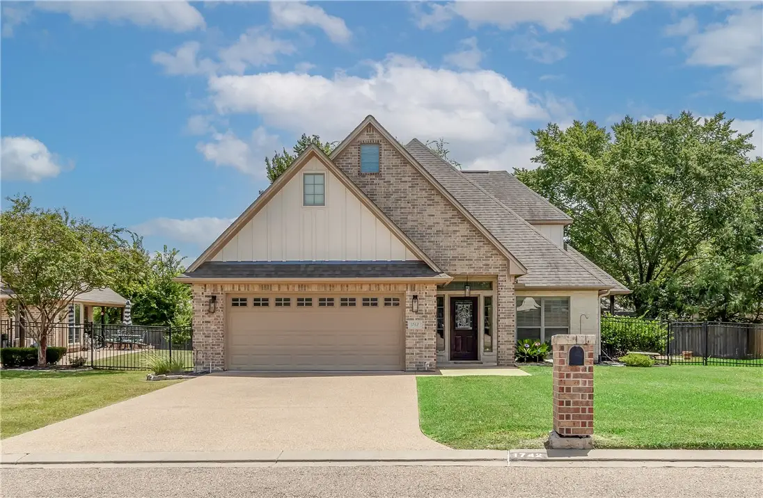 1742 Creekside Circle, College Station, TX 77845 - #1