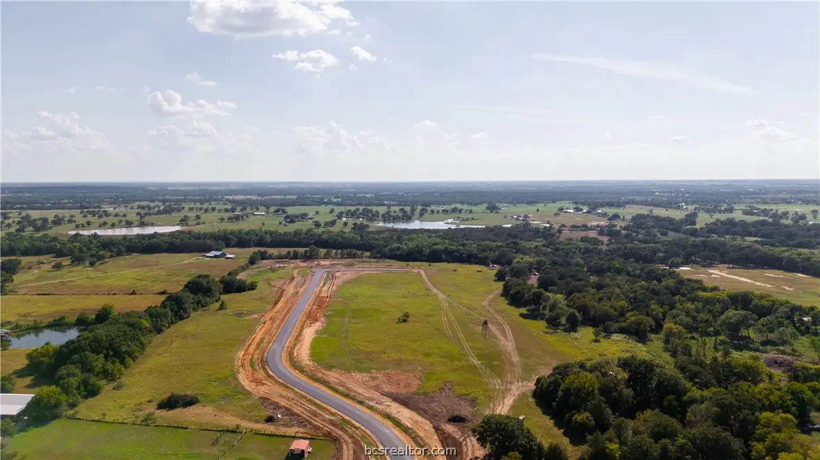 145 Pueblo Drive, Caldwell, TX 77836 - #1