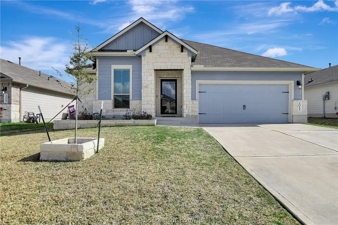 1011 Davy Street, Brenham, TX 77833 - #1