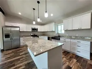 114 Lakeview Drive N, Hilltop Lakes, TX 77871 - #2