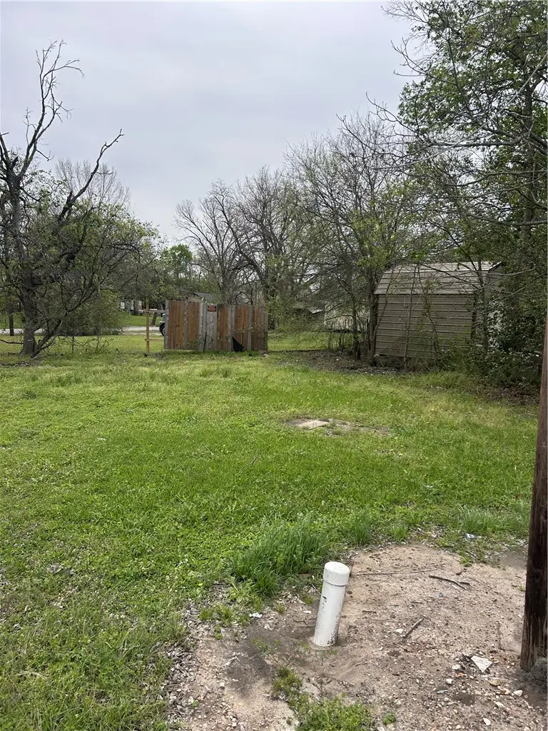 919 N Preston Avenue, Bryan, TX 77803 - #2