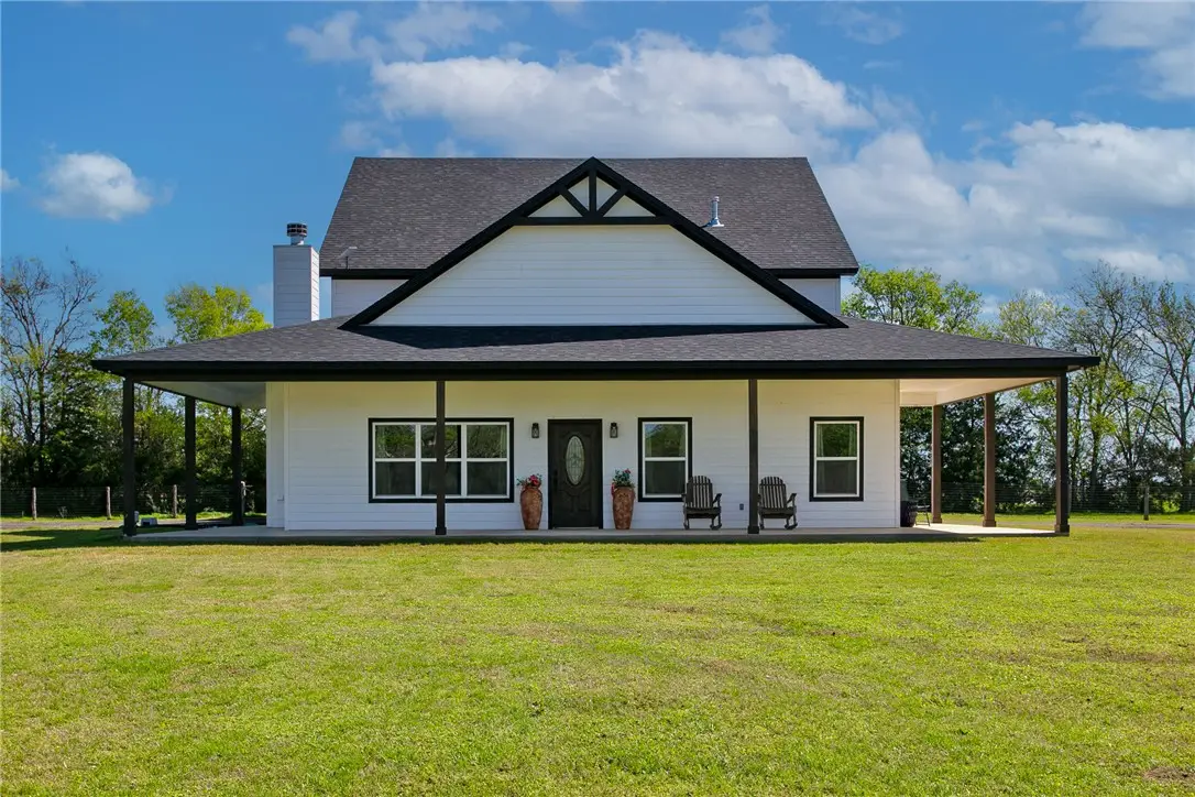 10477 Acacia Lane, Hearne, TX 77859 - #1