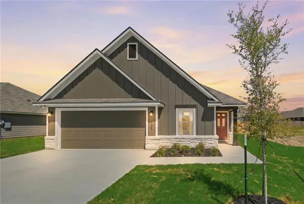 137 Cotton Cove, Snook, TX 77878