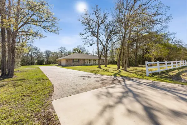 1733 Arrington Road, College Station, TX 77845