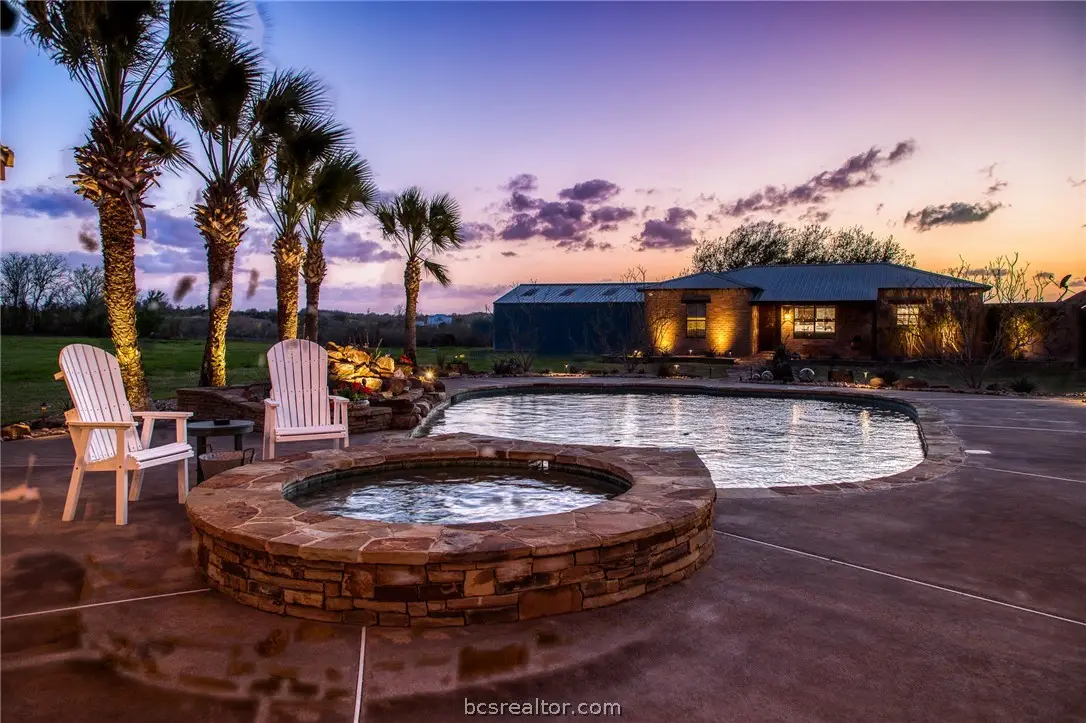 20383 Highway 159 W, New Ulm, TX 78950 - #1