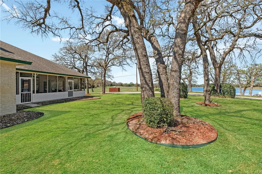 129 Lakeland Drive S, Hilltop Lakes, TX 77871 - #2