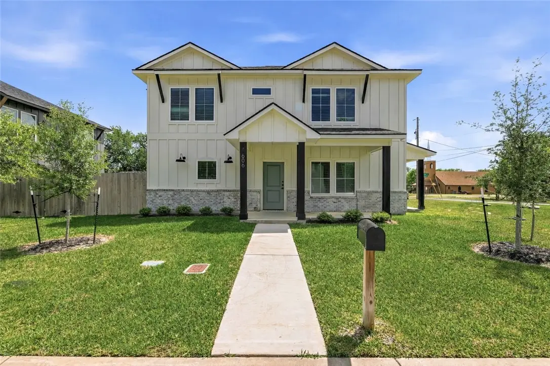 606 Banks Street, College Station, TX 77840 - #1