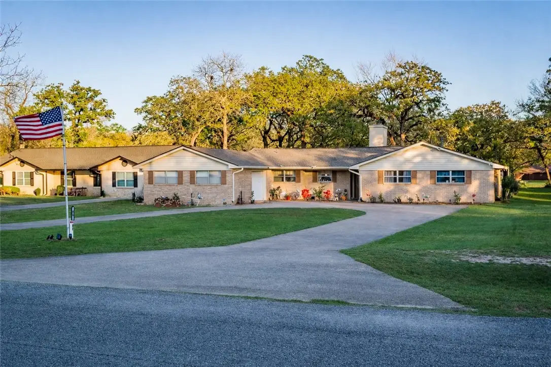 42 Sammy Snead Drive, Hilltop Lakes, TX 77871 - #1