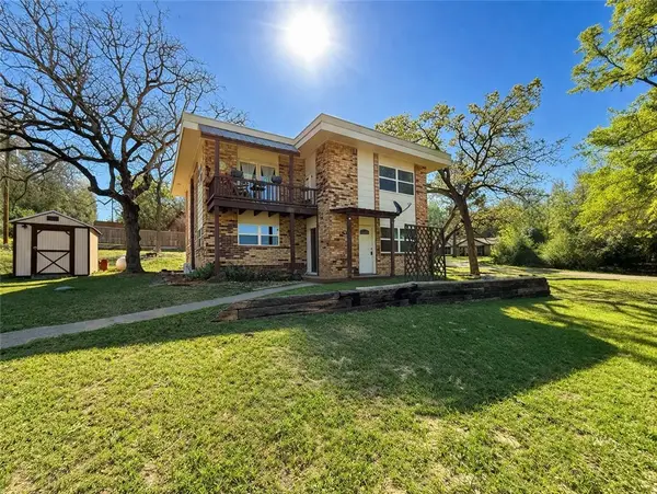 40 Hawaii Lane, Normangee, TX 77871