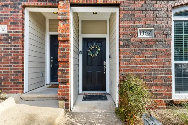 305 Holleman Drive E #1307, College Station, TX 77840-7062