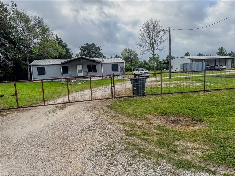 9046 Old Macey Road, Hearne, TX 77859 - #3
