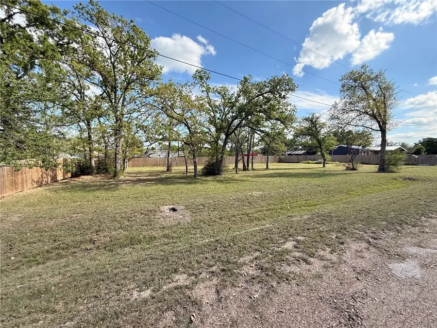 000 Shady Oaks Drive, Somerville, TX 77879 - #2