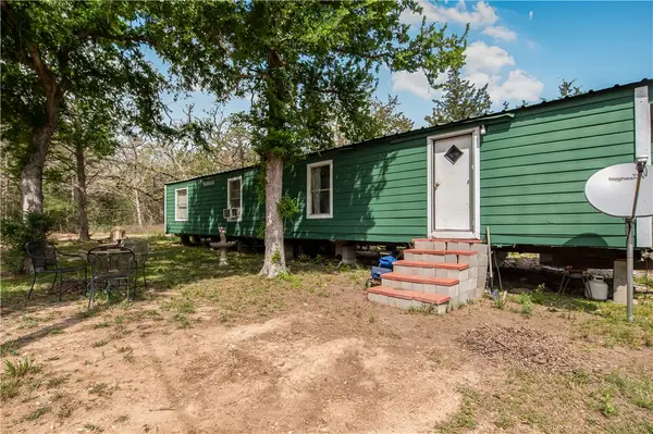 497 Blackberry Road, Somerville, TX 77879