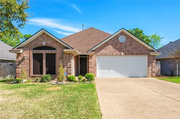 2325 Kendal Green Circle, College Station, TX 77845