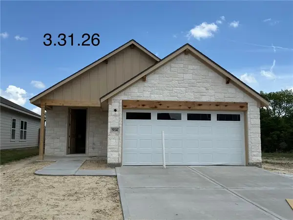 914 Fork Court, College Station, TX 77845