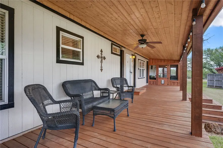 412 Leaning Oak Lane, Somerville, TX 77879 - #2