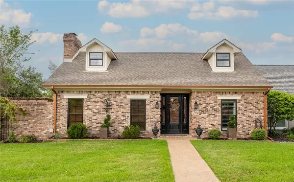 1308 Brook Hollow Drive, Bryan, TX 77802
