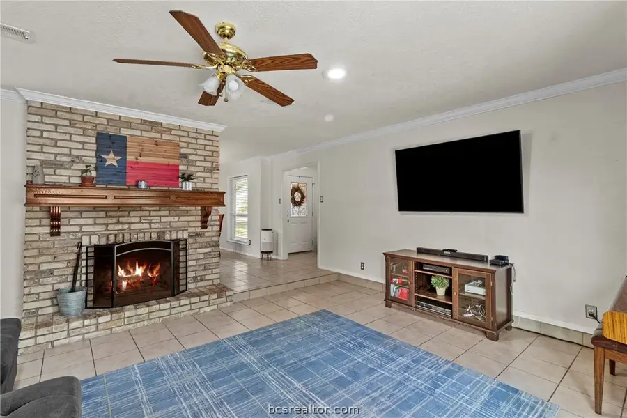 3517 Oak Hollow, Bryan, TX 77802 - #3