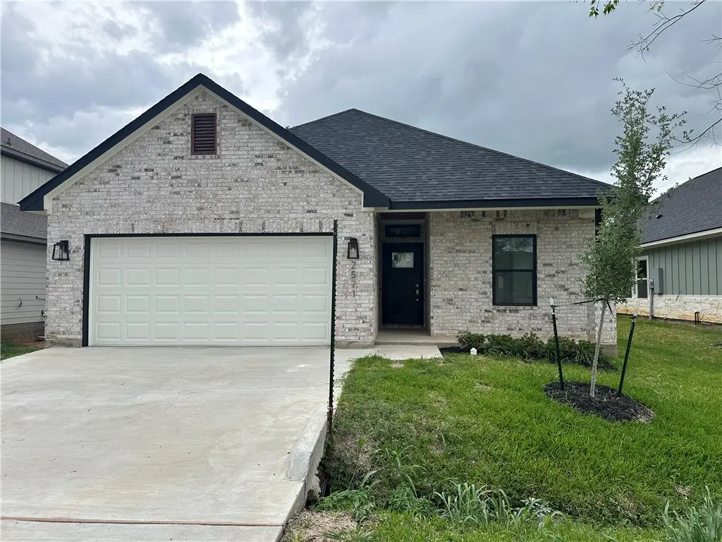 2571 Dove Crossing Lane, Navasota, TX 77868 - #1