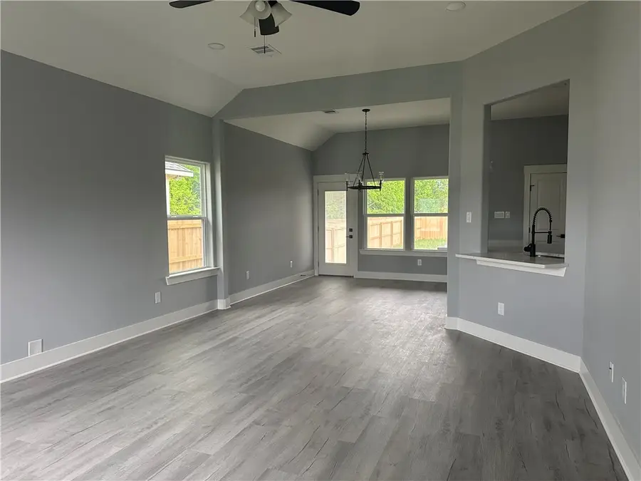 2591 Dove Crossing Lane, Navasota, TX 77868 - #2