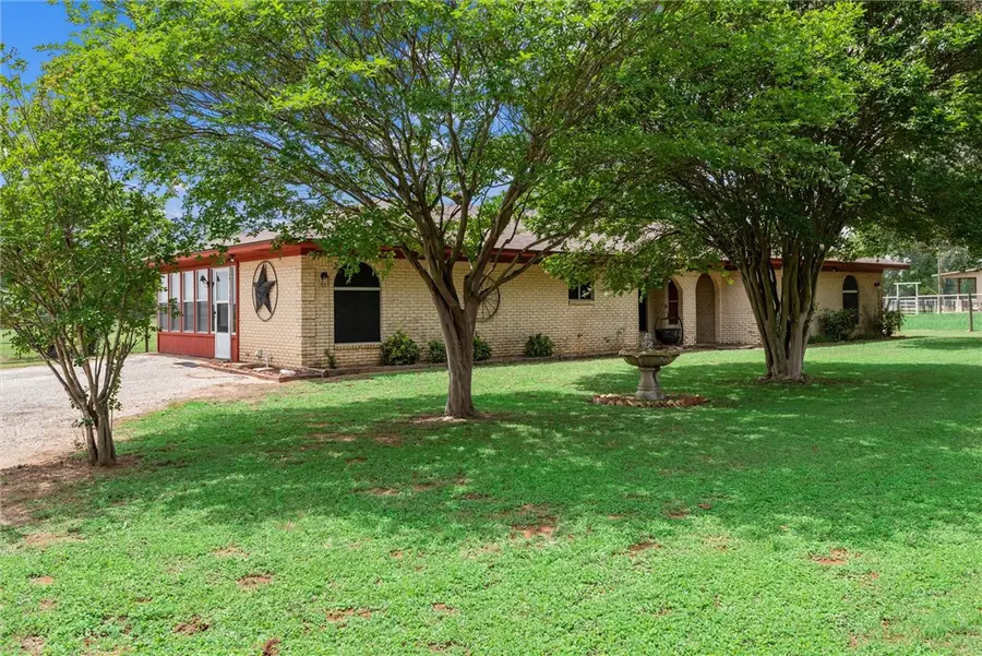 3826 S State Highway 6, Hearne, TX 77859 - #3