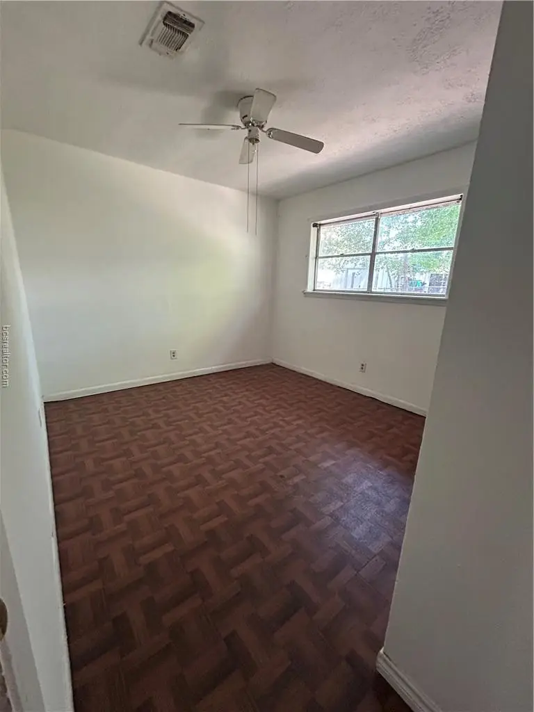 1204 E Wm J Bryan Parkway, Bryan, TX 77803 - #2