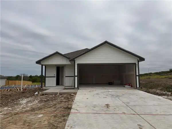 1252 Hickory Grove, Brenham, TX 77833