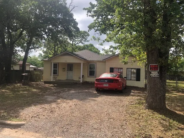 806 E 1st Street E, Hearne, TX 77859 - #3