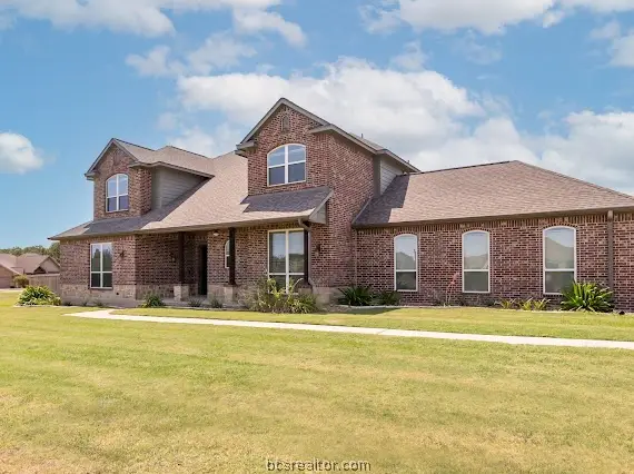 18214 Retriever Run, College Station, TX 77845