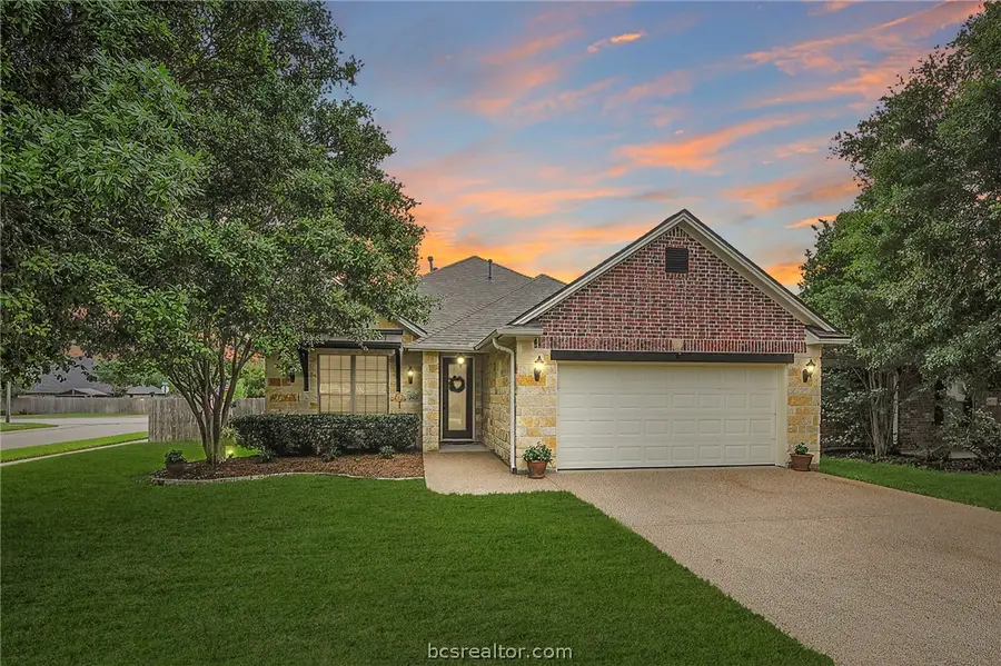 2401 Norham, College Station, TX 77845 - #2
