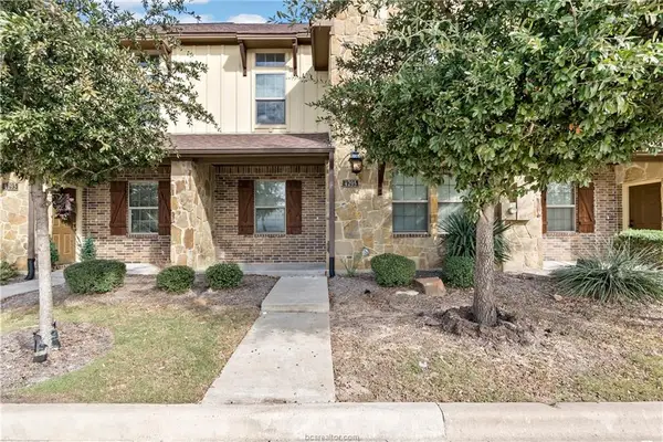 4295 Commando Trail, College Station, TX 77845