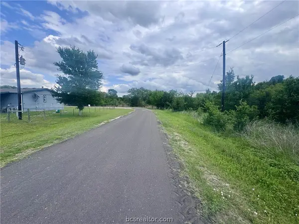 1708 James Craft Road, Somerville, TX 77879