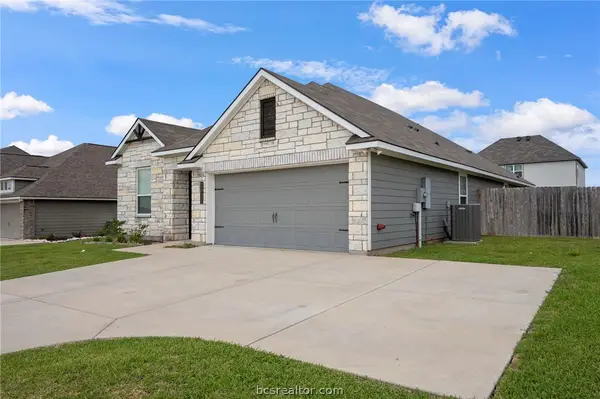 2038 Viva Road, Bryan, TX 77807
