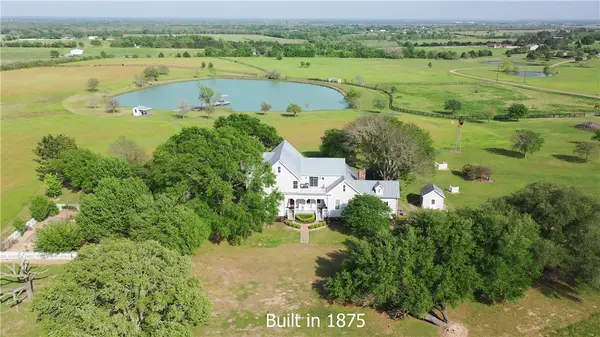 7872 N Fm 1371, Bellville, TX 77418