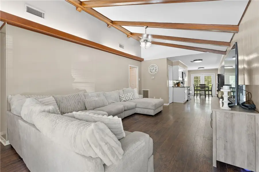 508 Victoria Avenue, Navasota, TX 77868 - #3