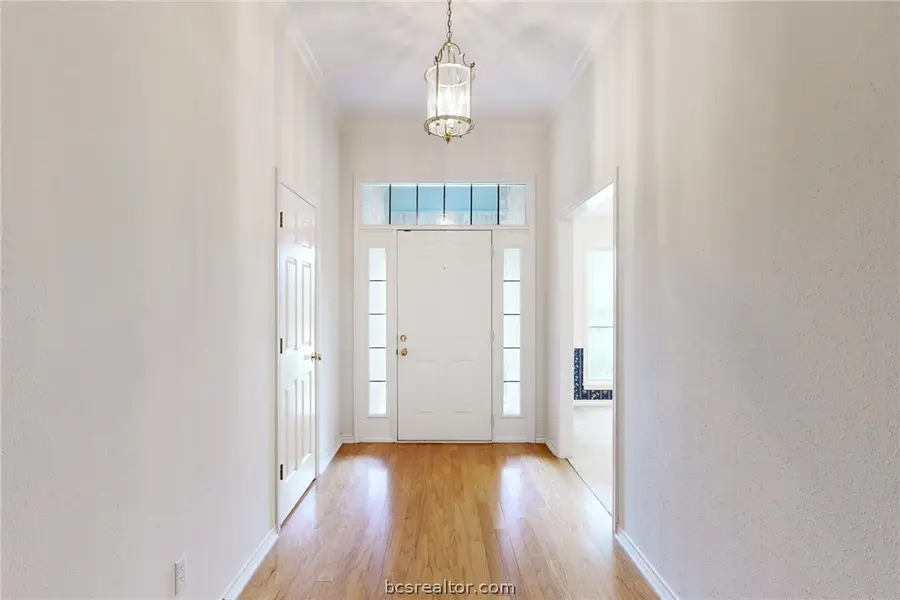 4603 Colonial Circle, College Station, TX 77845 - #3