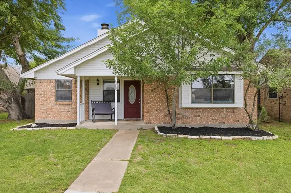 805 Camellia Court, College Station, TX 77840