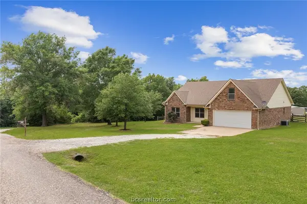 525 Oak Tree Lane, Franklin, TX 77856