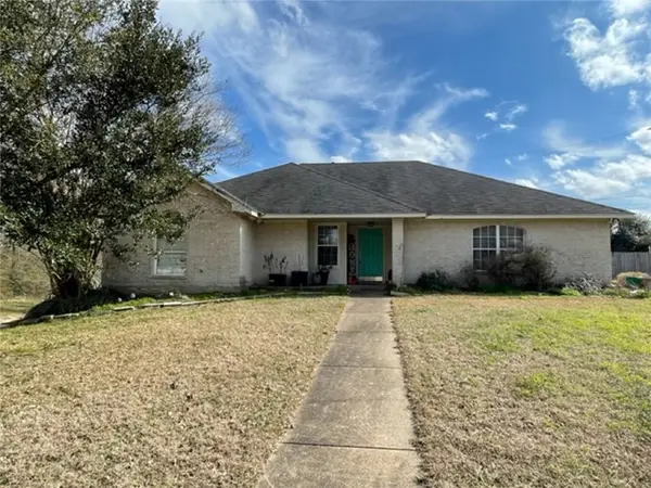 2003 Broken Arrow Circle, Bryan, TX 77807