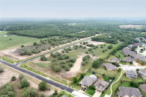 4200 Smalls Creek Road, College Station, TX 77845