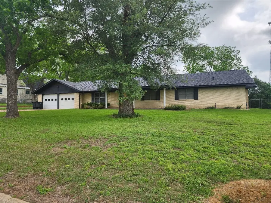 403 S Main Street, Caldwell, TX 77836 - #2