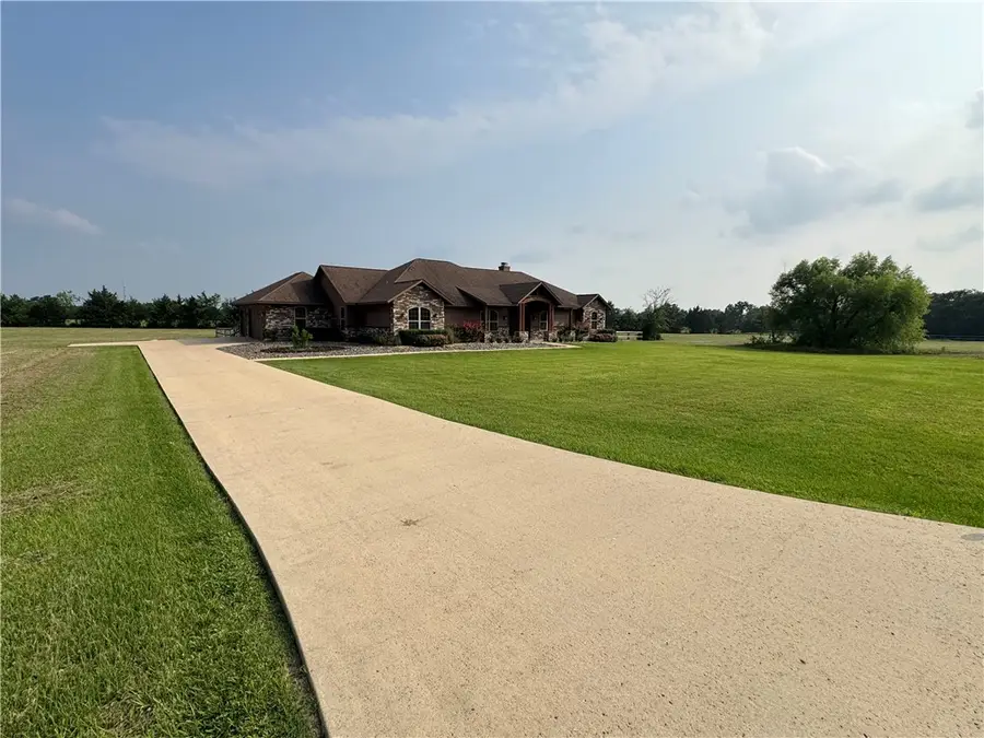 9621 Scarborough Drive, Iola, TX 77861 - #2